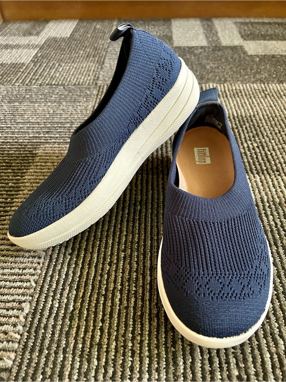 FitFlop NWOB Navy Blue Uberknit Slip On Loafers Ballerina Flats, size 5 EU 36